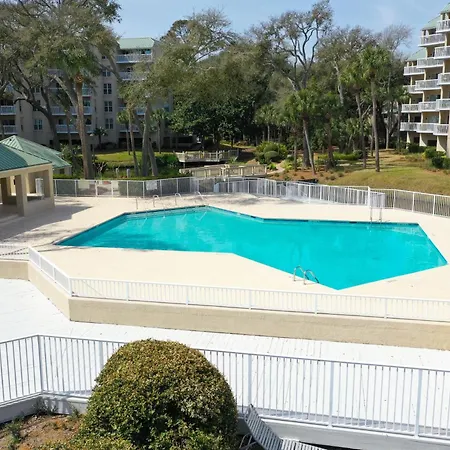 Beach Getaway, Walk To Beach, Deck